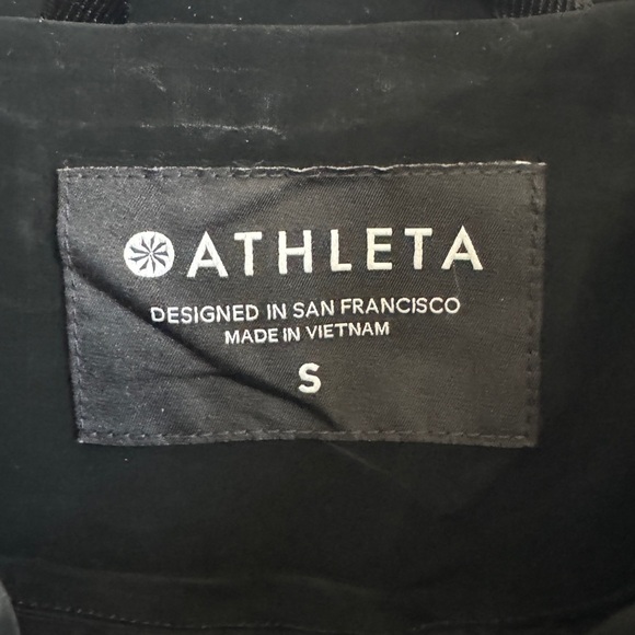 Athleta Venice Odyssey Down Vest, Black, Size S - Picture 8 of 9